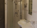 Domenico-bathroom